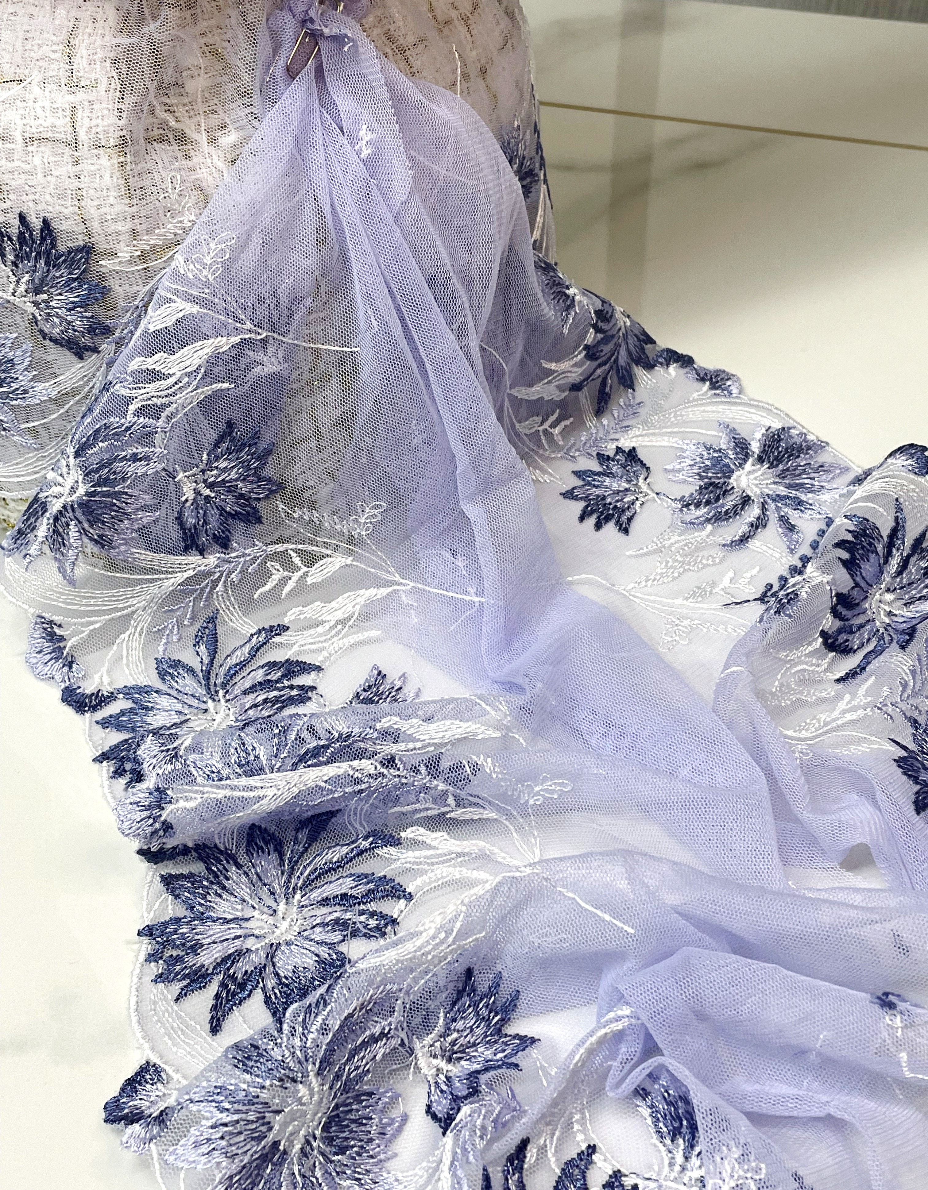 Lace Trim for Wedding Dress and Home Textile Decoration