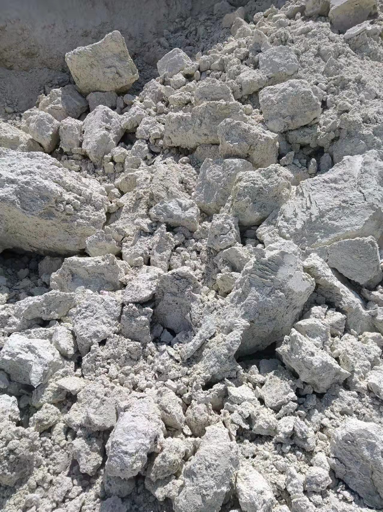 Al2O3 Bentonite for Sewage Treatment Lump Bentonite 