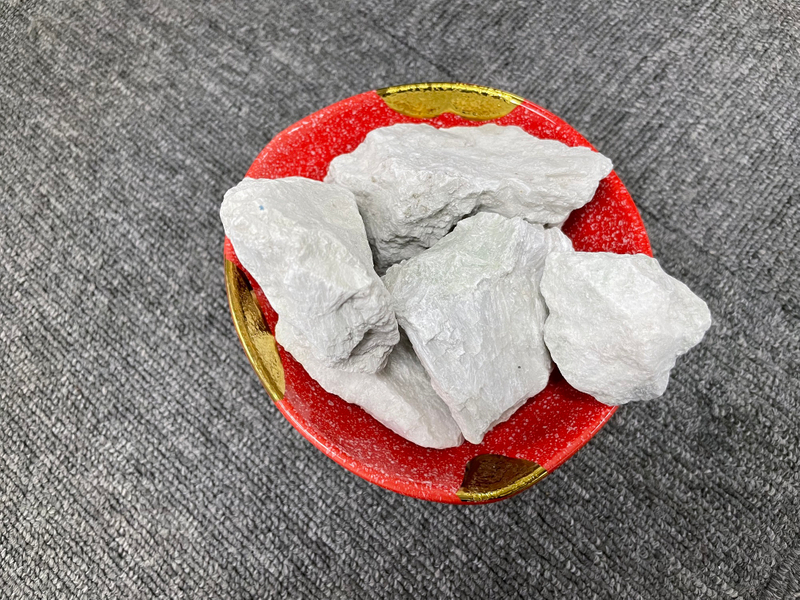 High Quality Low Loi Wollastonite Chips For Ceramic 